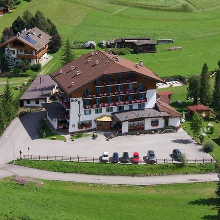 Park Hotel Mater Dei Поцца-ди-Фасса Экстерьер фото
