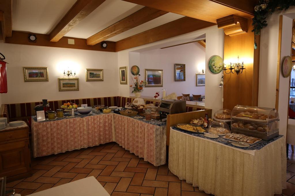 Park Hotel Mater Dei Поцца-ди-Фасса Экстерьер фото